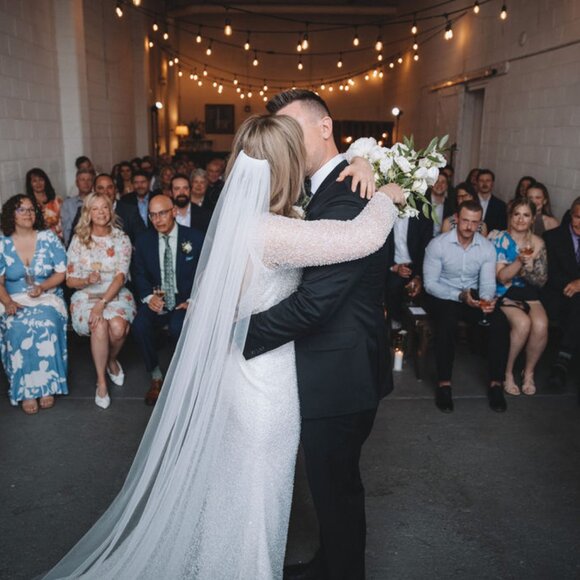 3m Cathedral Length, Ivory Veil, Single Layer (Wedding Veil / Bridal Veil) - Picture 3 of 9